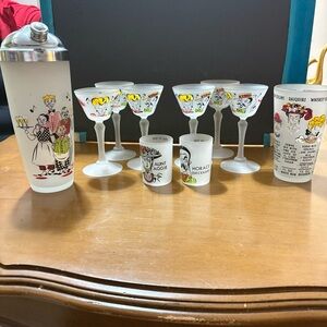 Vintage Cocktail Glassware Set in White with Illustrated Characters